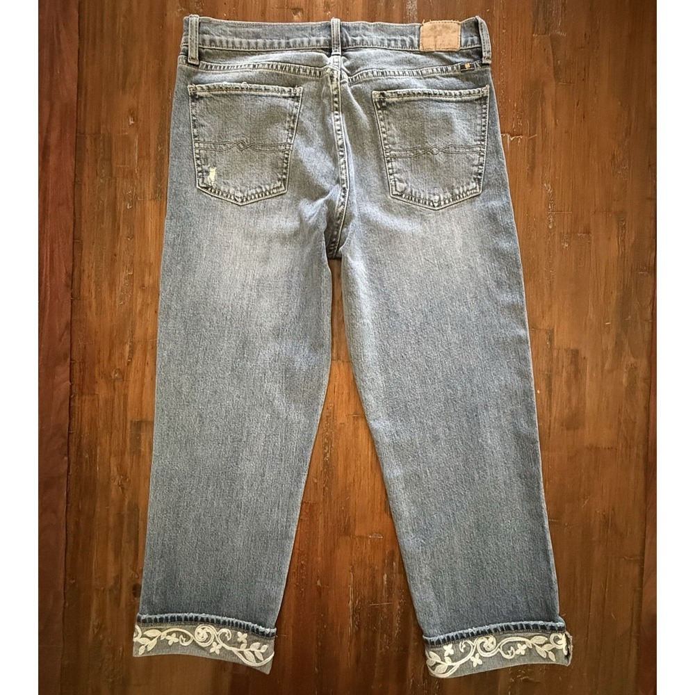 Lucky Brand Sweet Crop Jeans Womens 12 Light Wash Embroidered Hem Boho - Picture 2 of 9